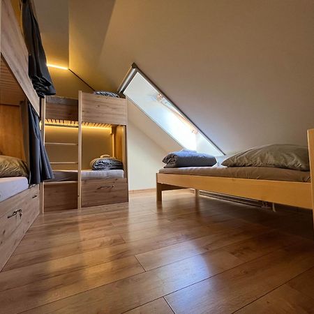 Sherpa'S Hostel High Tatras Štrbské Pleso Eksteriør bilde