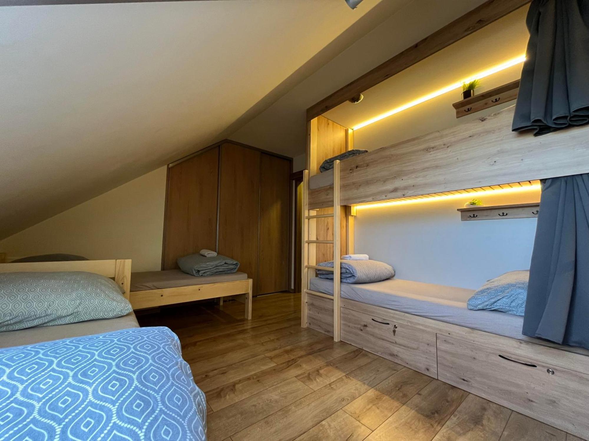 Sherpa'S Hostel High Tatras Štrbské Pleso Eksteriør bilde
